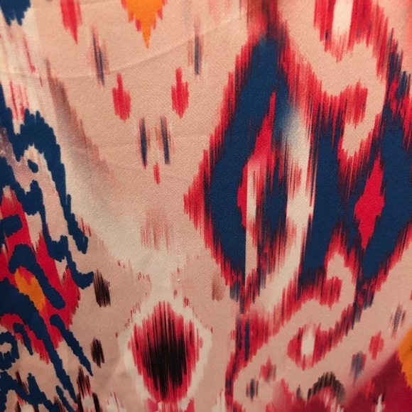 Chico’s Ikat-Print Split-Neck Blouse 3XL Dolman Sleeve Bright Colors Chiffon - Picture 9 of 9